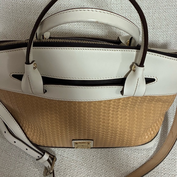 Dooney & Bourke EUC- Beacon Woven & Leather Satchel Beacon Tan and cream Handbag - Picture 4 of 16